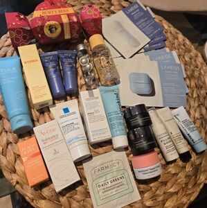 Skincare Sample Set